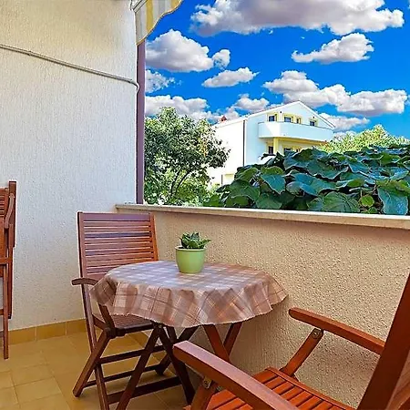 Hotel 1174